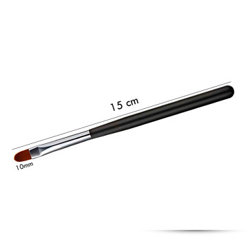 Pinceau Ovale pour Gel . Manucure sans débordement sur les cuticules 2
